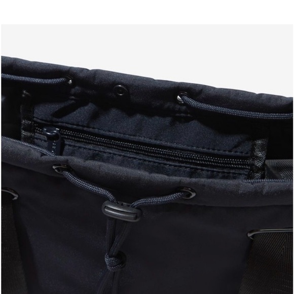 BEYOND YOGA CONVERTIBLE BACKPACK - Picture 5 of 6